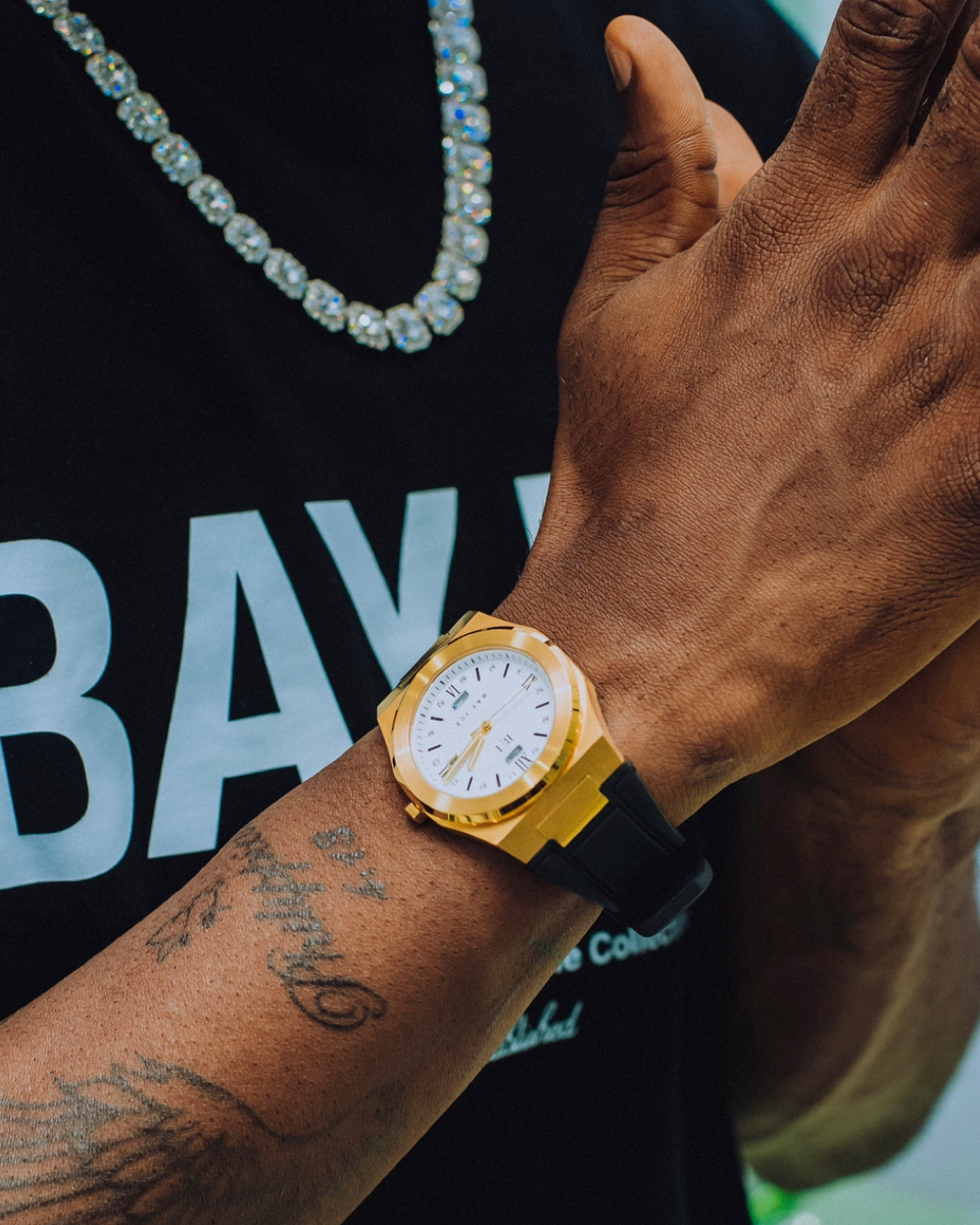 Elite2 Plain Jane Rubber Strap Watch in Yellow Gold and White Dial Bay Ice