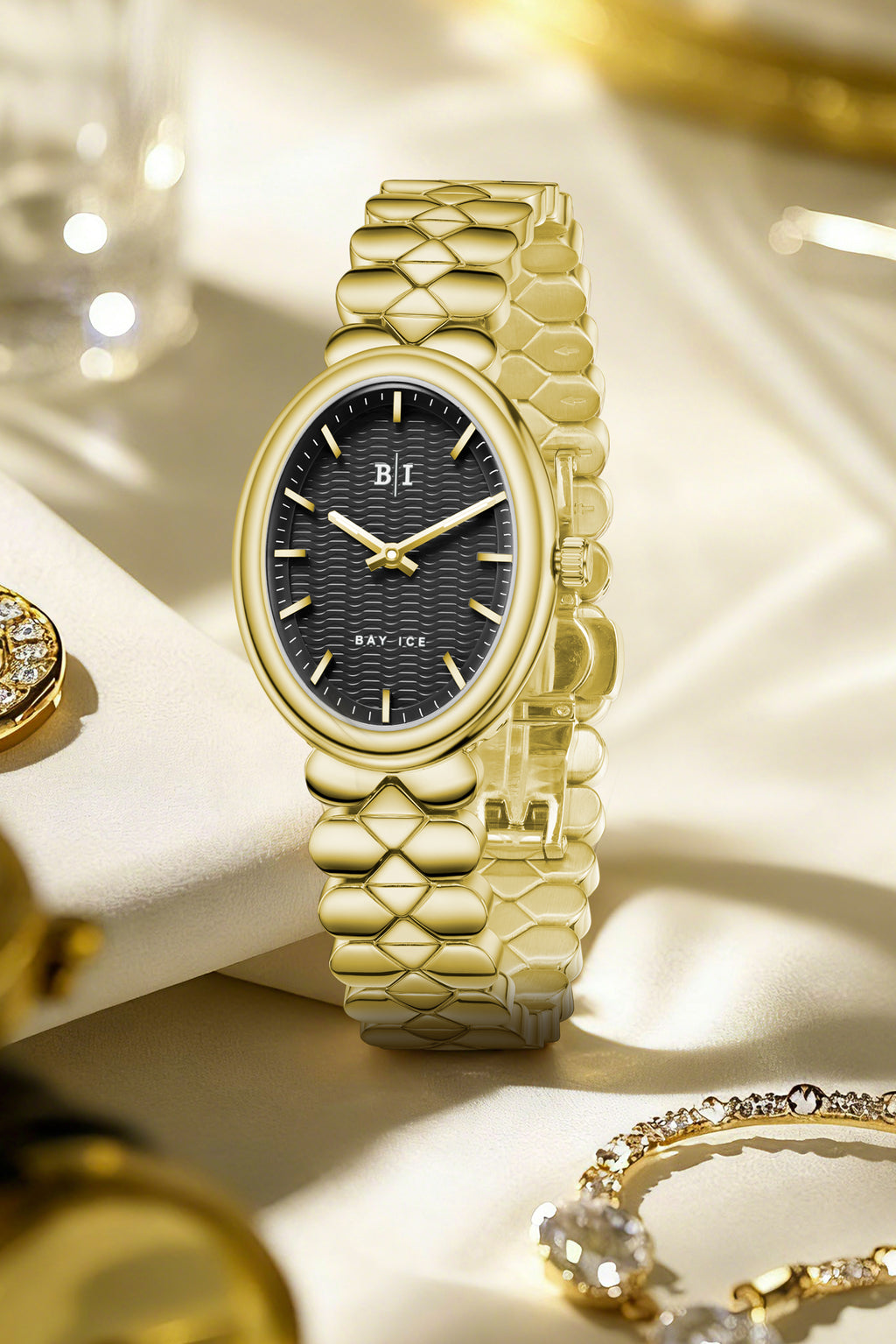 Bay Ice Halo - 26mm Gold and Black Dial Watch