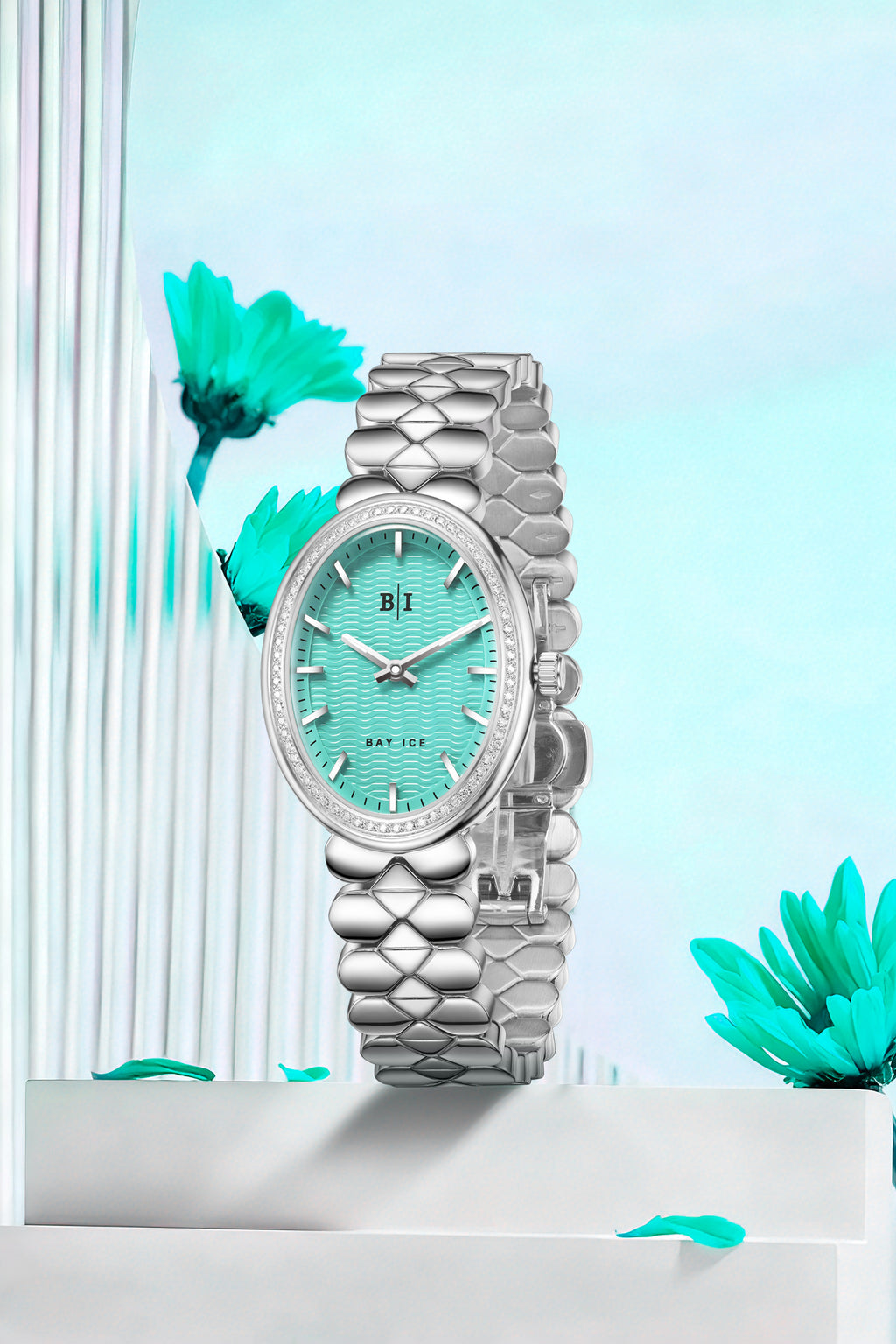 Bay Ice Halo - 26mm 0.3ct VVS Natural Diamond Bezel Silver and Turquoise Blue Dial