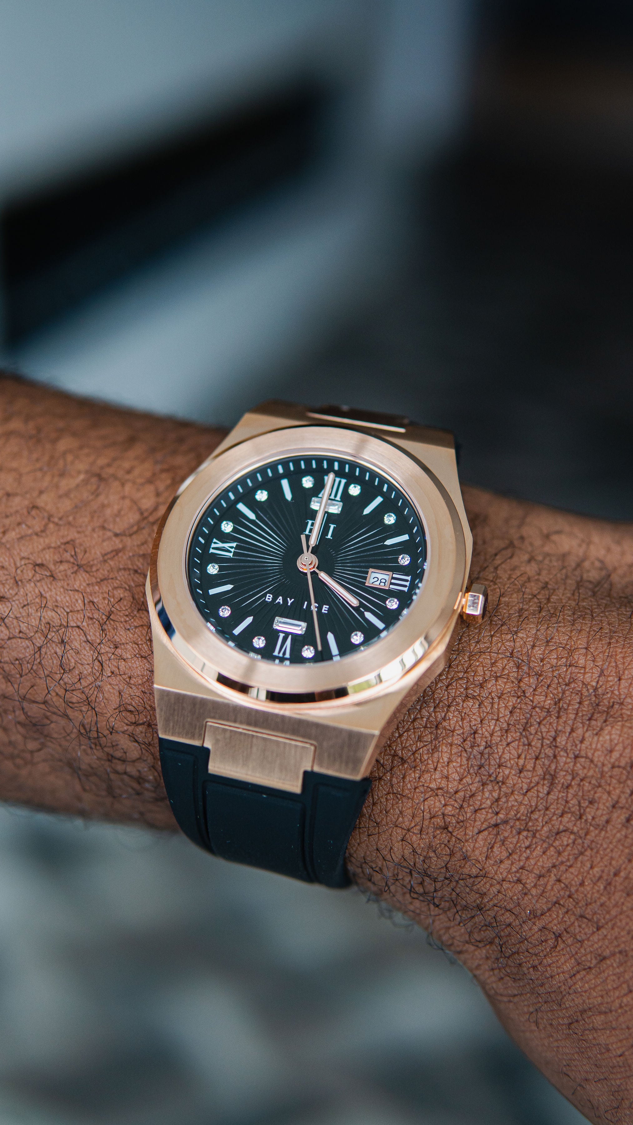 Elite2 Rubber Strap Watch in Rose Gold and Black Dial