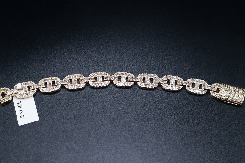 Natural Diamond Gucci Link Bracelet