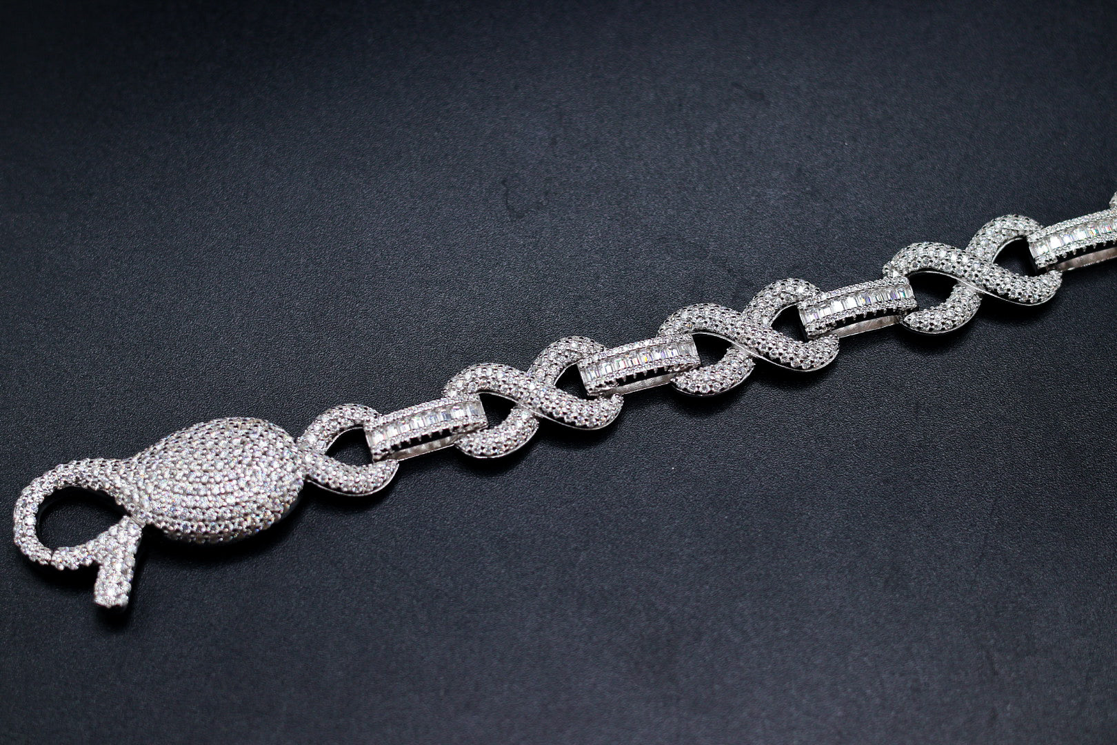 925 Silver and VVS Moissanite Infinity Baguette Bracelet