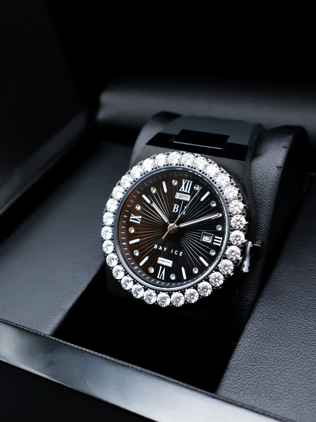Diamond Bezel - Elite2 Rubber Strap Watch - ALL BLACK (White Bezel)
