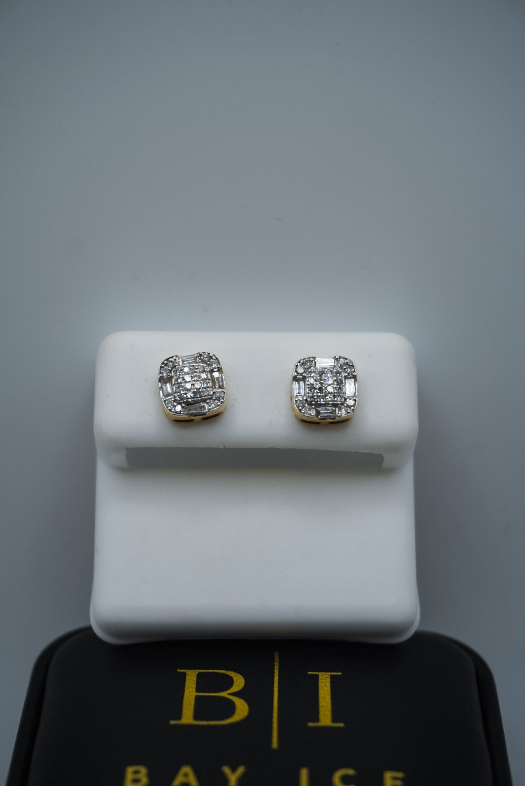 10K 0.44 CT Natural Diamond Earrings