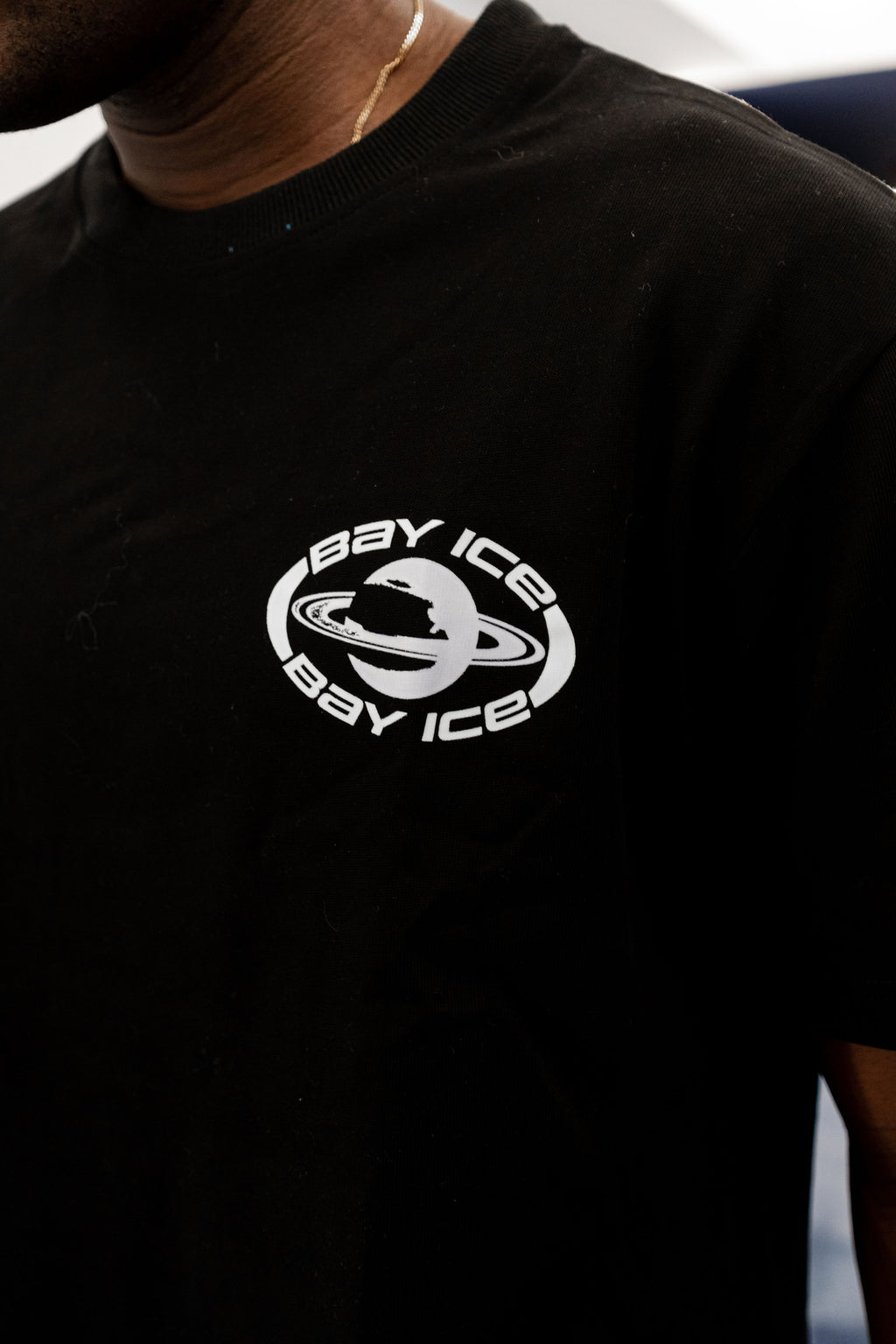 Bay Ice Black Uranus Badge T-shirt