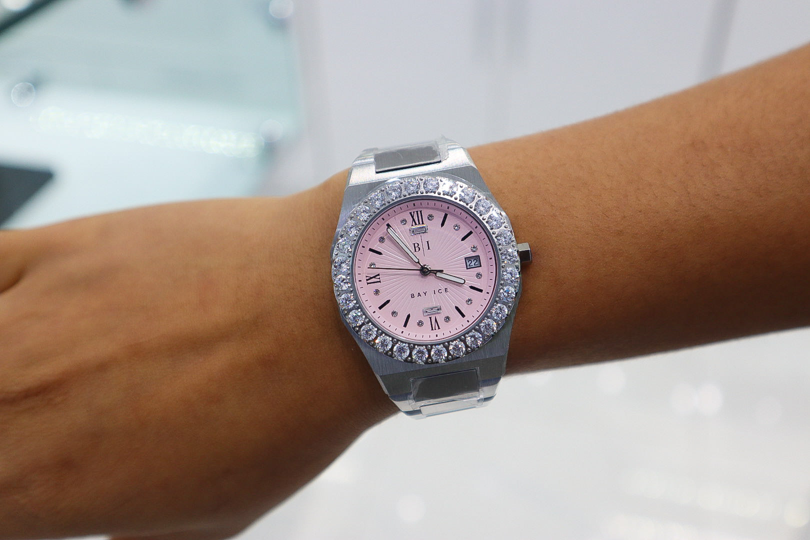 Diamond Bezel - 36mm Elite2 Watch in White Gold and Pink Dial