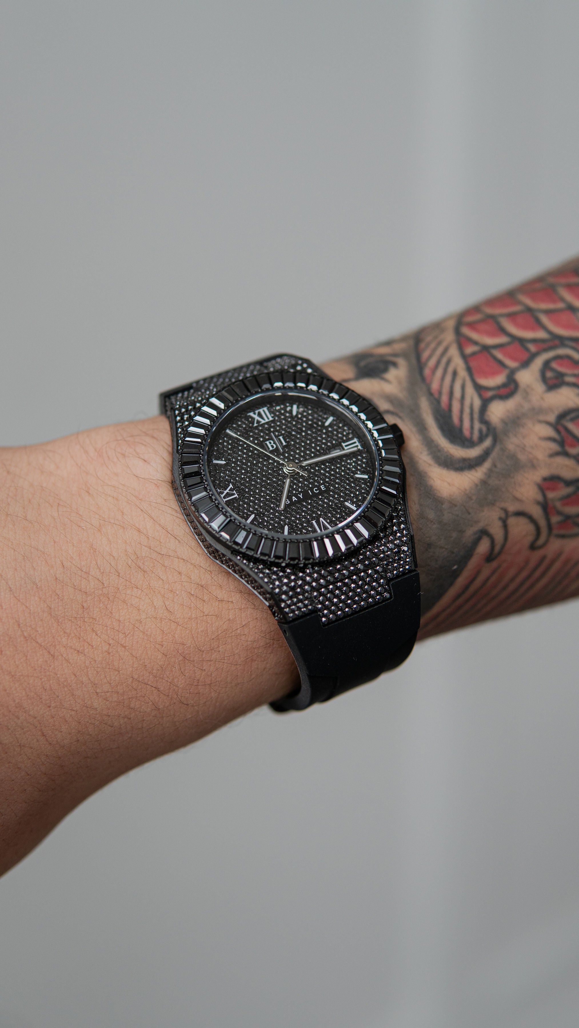 Elite2 VVS Bussdown Baguette Bezel Black Watch