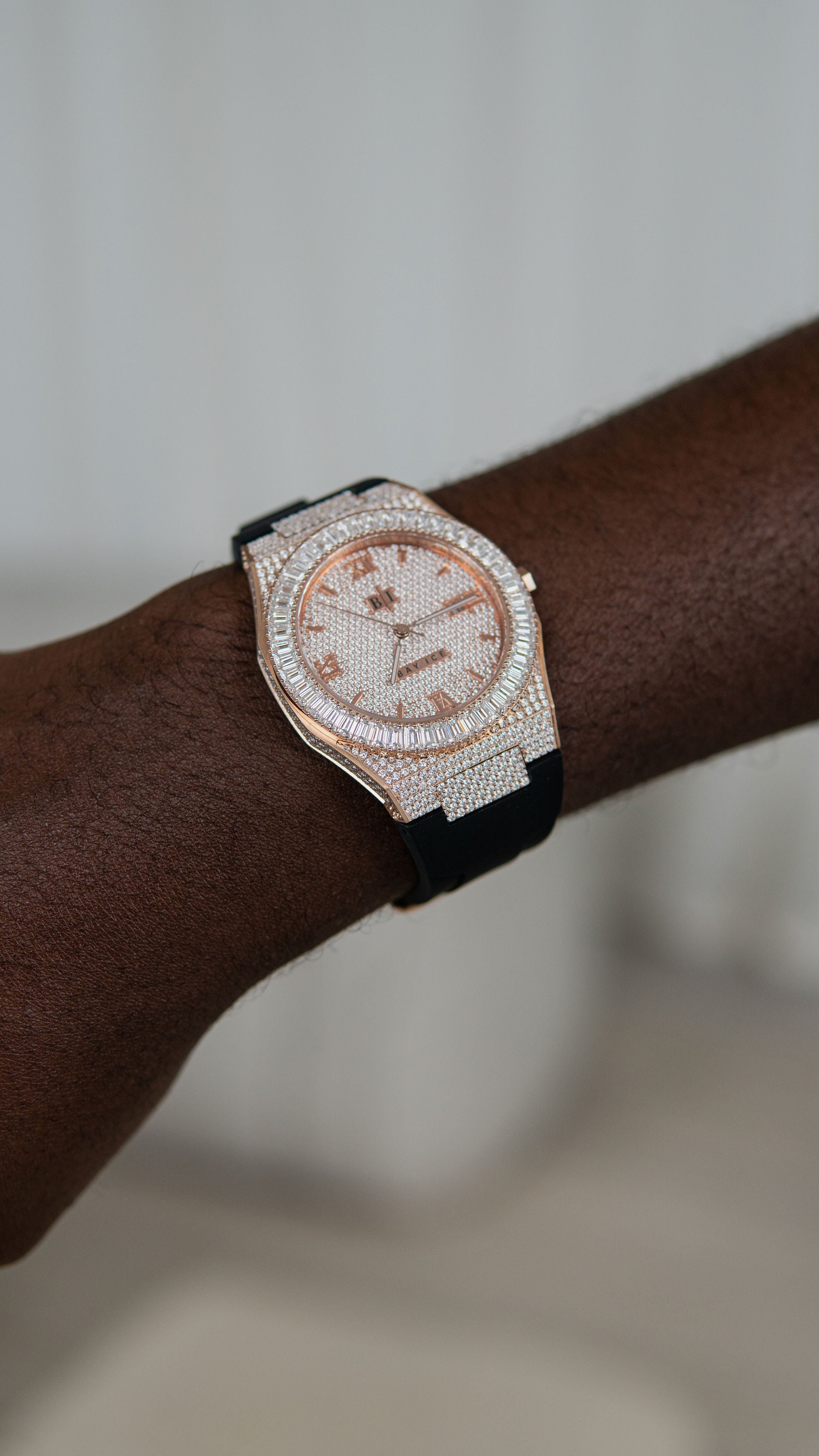 Elite2 VVS Bussdown Baguette Bezel Rose Gold Watch